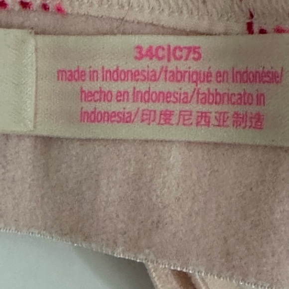 Victoria Secret sz 34C bra candy cane hearts soft pink wit red hearts - Picture 9 of 10